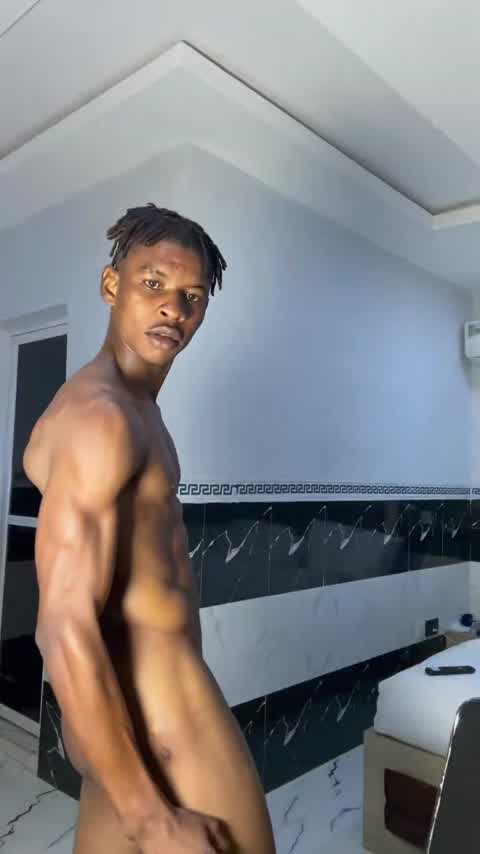 Thug soaked 🍑🍆 after wrestling challenge at home 🥵 #CC
